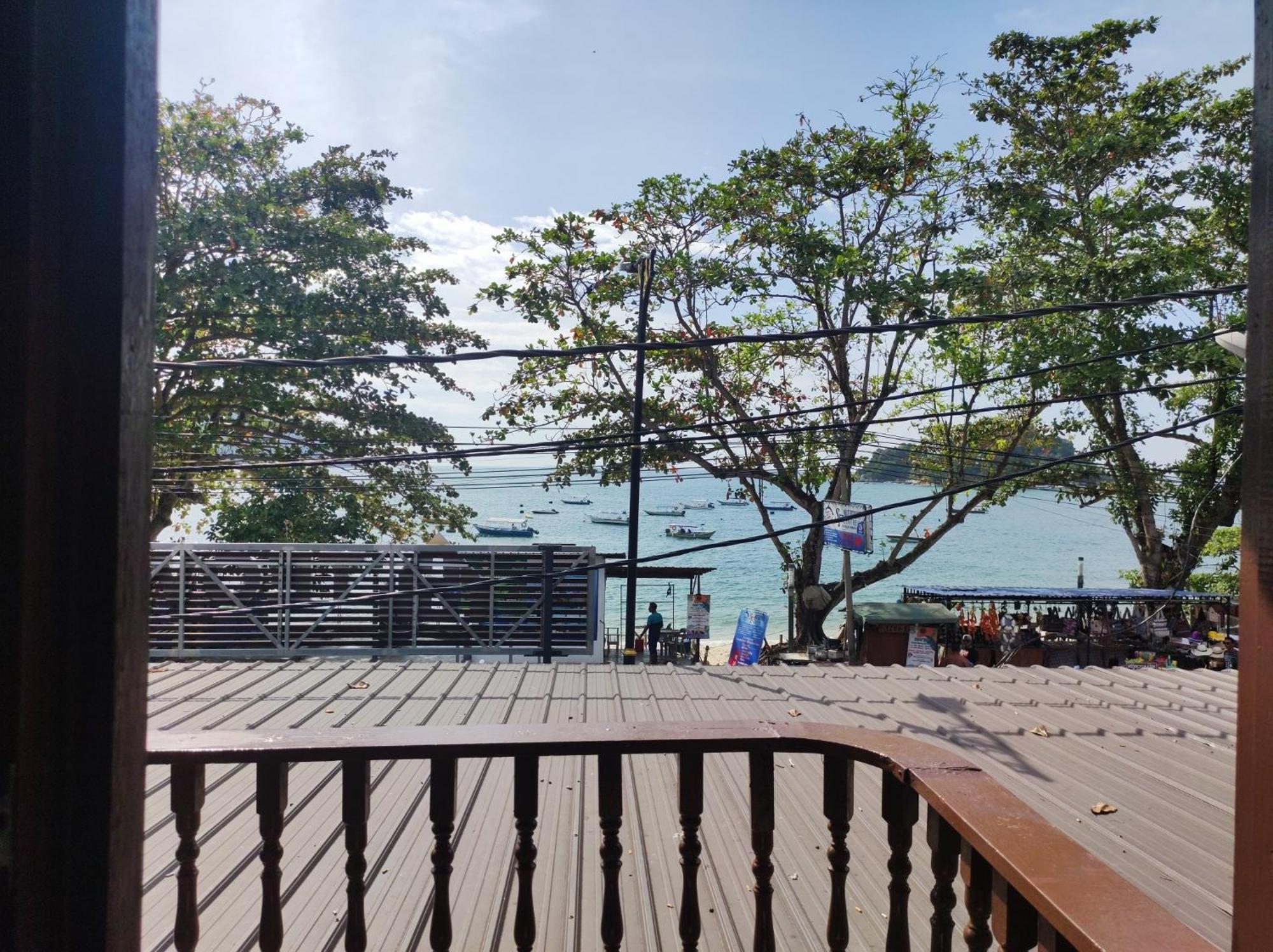 Horizon Inn Kampung Teluk Nipah Exterior photo